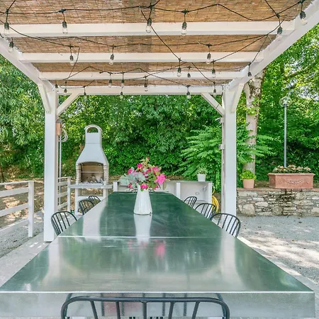 Nice home in Orte with Outdoor swimming pool, Internet&2 Bedrooms